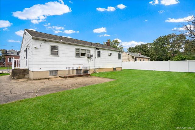 1235 11th Street, West Babylon, NY 11704