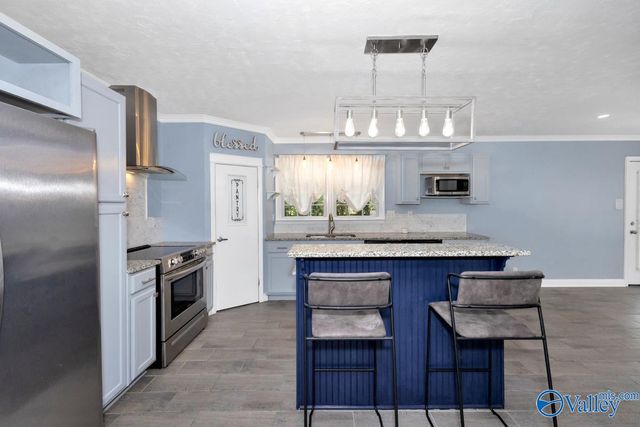3310 Whitesburg Drive, Huntsville, AL 35802