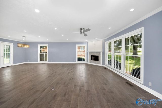 3310 Whitesburg Drive, Huntsville, AL 35802