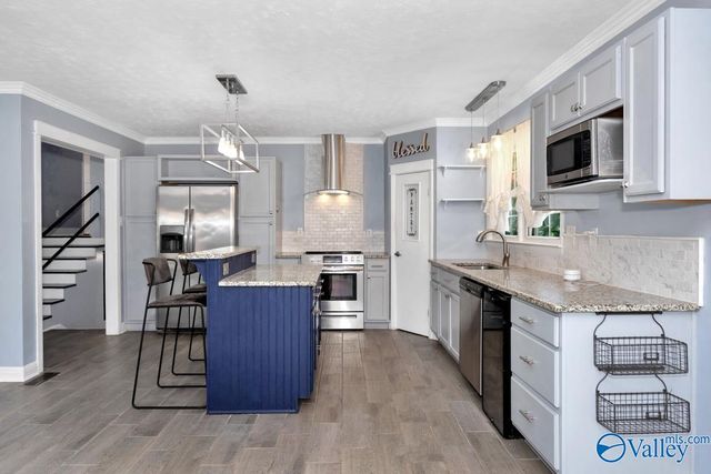 3310 Whitesburg Drive, Huntsville, AL 35802