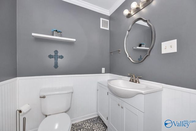 3310 Whitesburg Drive, Huntsville, AL 35802