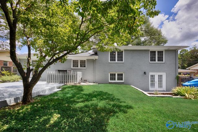 3310 Whitesburg Drive, Huntsville, AL 35802