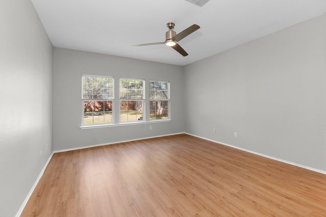 8620 Neider DR, Austin, TX 78749