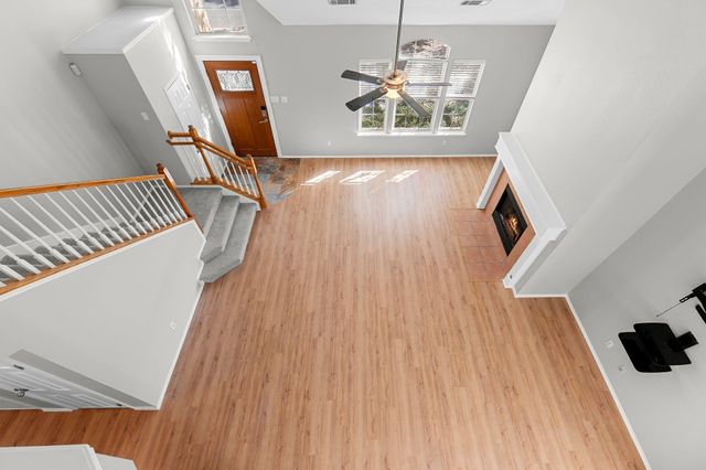 8620 Neider DR, Austin, TX 78749