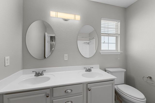 8620 Neider DR, Austin, TX 78749