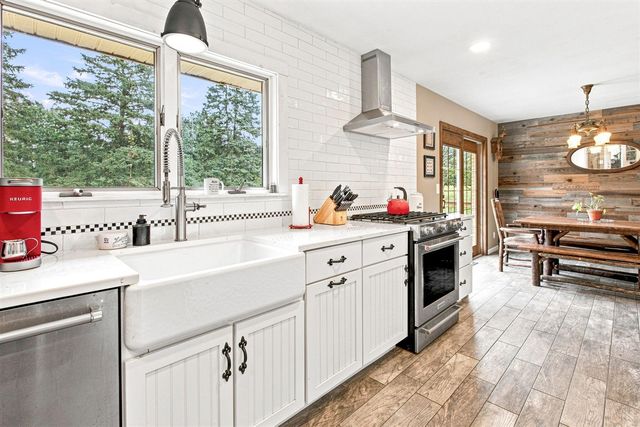 9557 Cleveland Avenue, Baroda, MI 49101