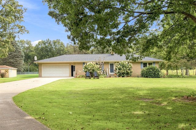 9557 Cleveland Avenue, Baroda, MI 49101