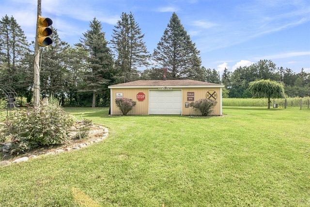 9557 Cleveland Avenue, Baroda, MI 49101