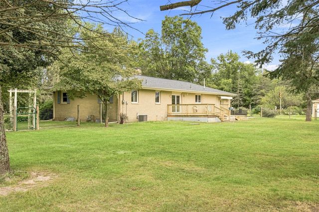 9557 Cleveland Avenue, Baroda, MI 49101