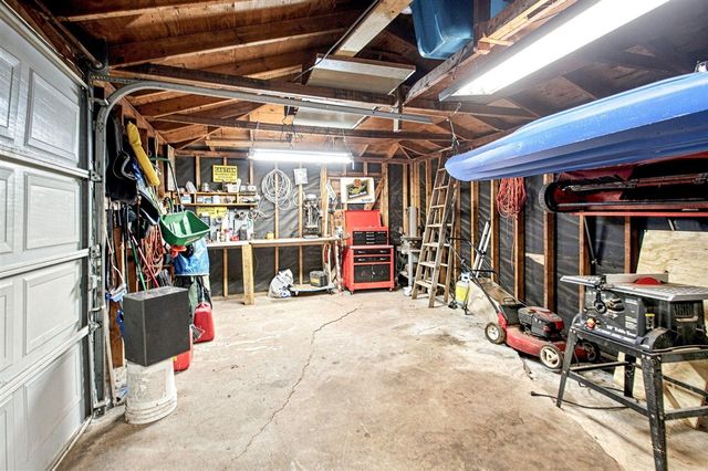 9557 Cleveland Avenue, Baroda, MI 49101