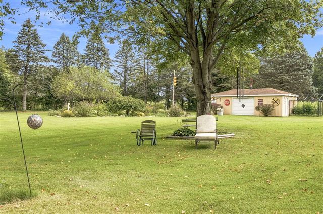 9557 Cleveland Avenue, Baroda, MI 49101