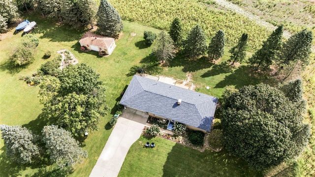 9557 Cleveland Avenue, Baroda, MI 49101