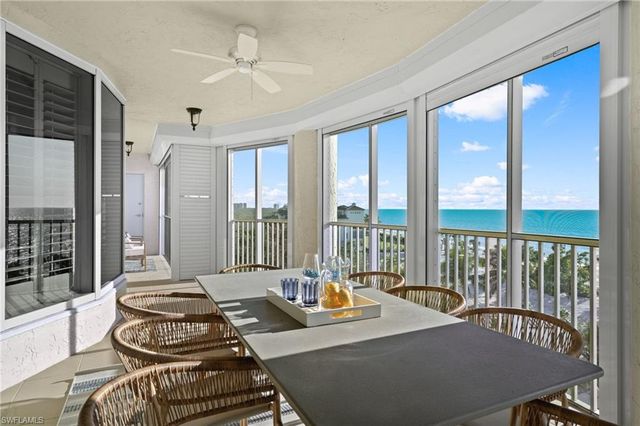 8111 Bay Colony DR # 503, Naples, FL 34108