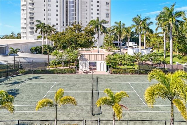 8111 Bay Colony DR # 503, Naples, FL 34108