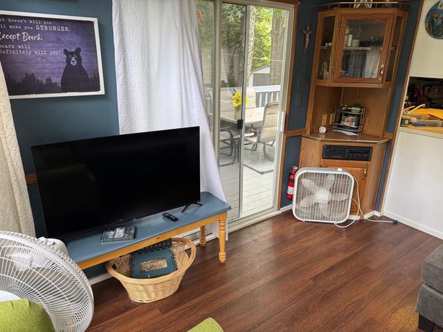 127 Sugar Maple Circle, Lake Delton, WI 53965