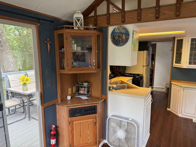 127 Sugar Maple Circle, Lake Delton, WI 53965