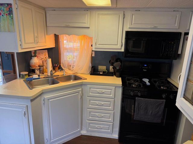 127 Sugar Maple Circle, Lake Delton, WI 53965