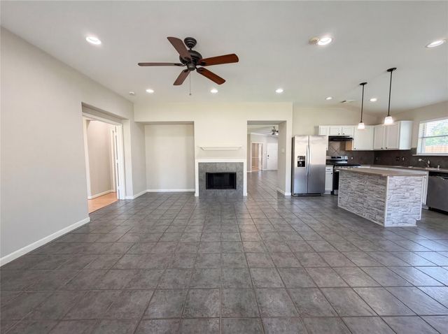 19822 Rippling Brook Lane, Tomball, TX 77375