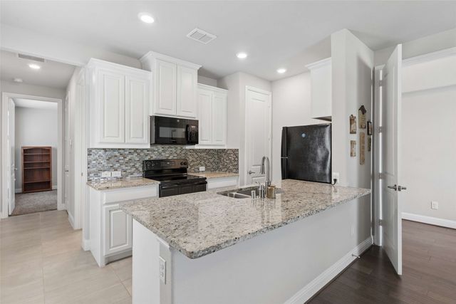 3290 Brookglen Drive, Lewisville, TX 75010