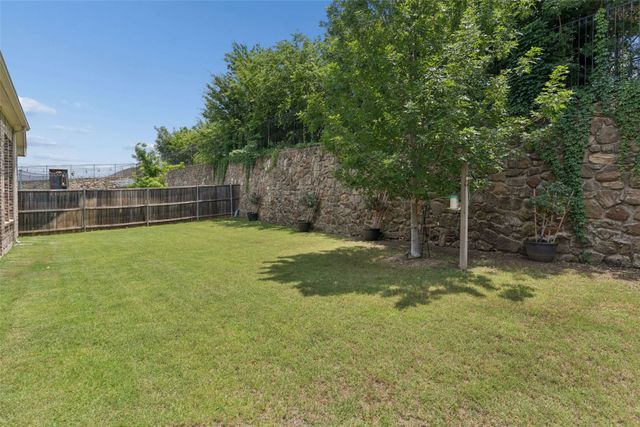 3290 Brookglen Drive, Lewisville, TX 75010