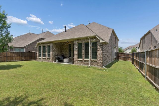 3290 Brookglen Drive, Lewisville, TX 75010