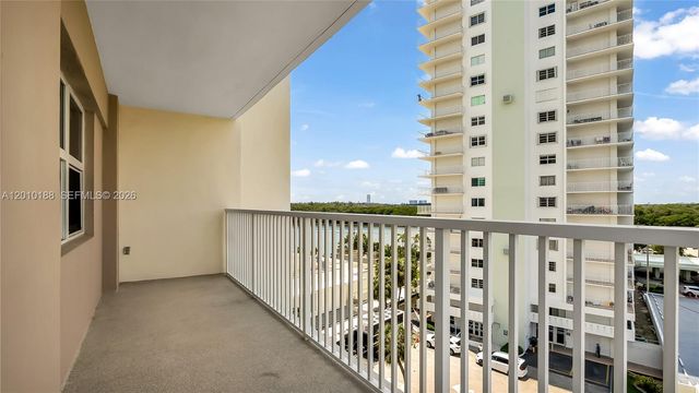 300 Bayview Drive 605, Sunny Isles Beach, FL 33160