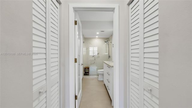 300 Bayview Drive 605, Sunny Isles Beach, FL 33160