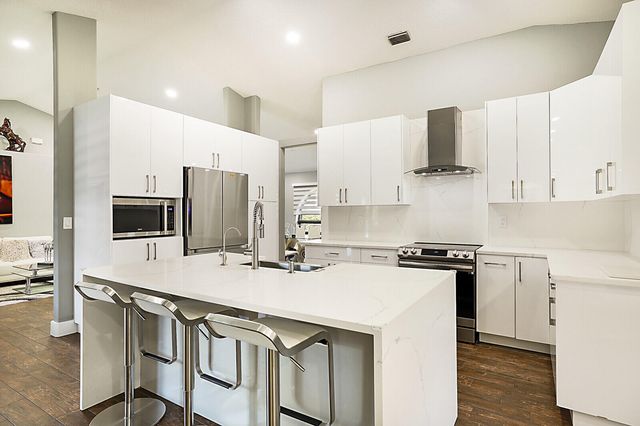 16966 91st Place N, The Acreage, FL 33470