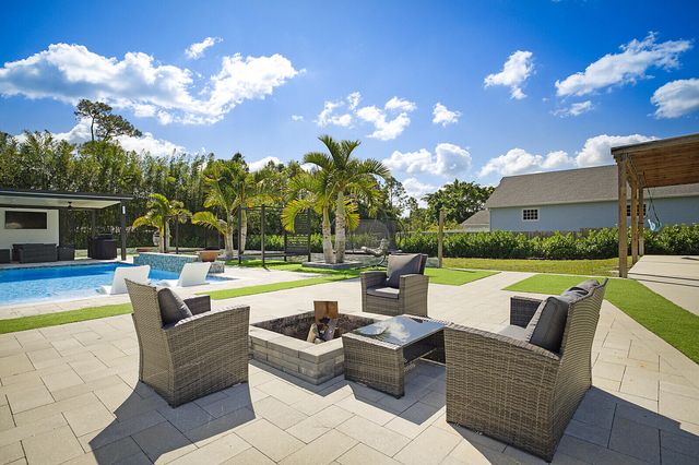 16966 91st Place N, The Acreage, FL 33470