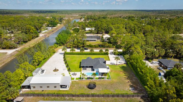 16966 91st Place N, The Acreage, FL 33470