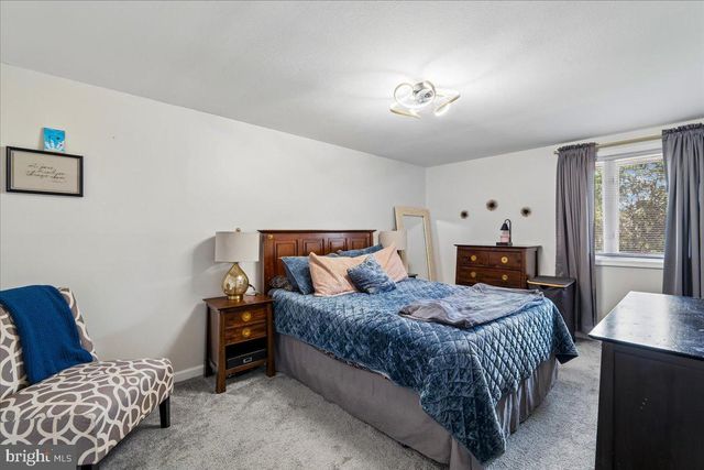566 WEST CT, Glen Burnie, MD 21061