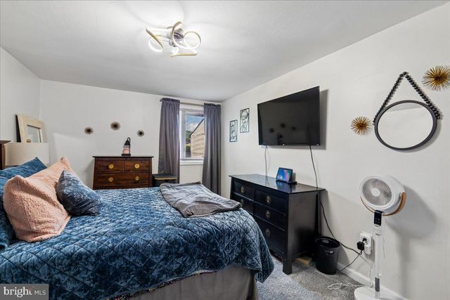 566 WEST CT, Glen Burnie, MD 21061