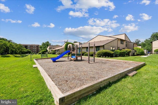 566 WEST CT, Glen Burnie, MD 21061