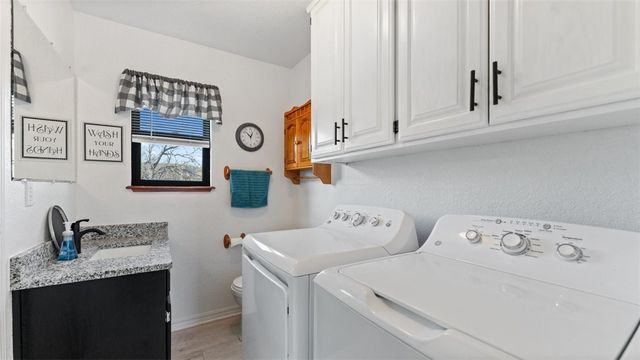 15743 Easterling Road, Pea Ridge, AR 72751