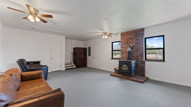 15743 Easterling Road, Pea Ridge, AR 72751