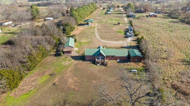15743 Easterling Road, Pea Ridge, AR 72751