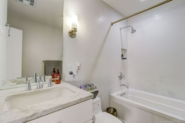 1115 S Alamo St Unit 2307, San Antonio, TX 78210