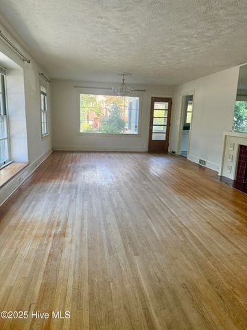 401 Marlboro Street, Hamlet, NC 28345