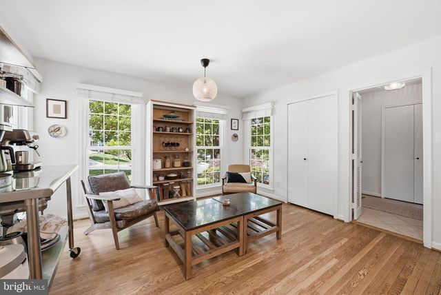 2111 STATUTE LN, Vienna, VA 22181