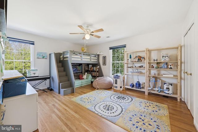 2111 STATUTE LN, Vienna, VA 22181