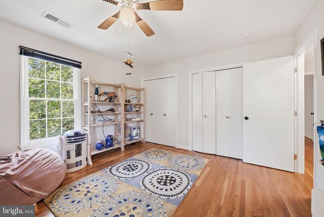 2111 STATUTE LN, Vienna, VA 22181