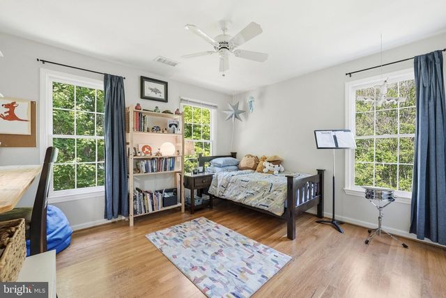 2111 STATUTE LN, Vienna, VA 22181