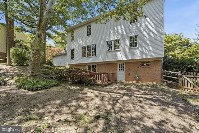 2111 STATUTE LN, Vienna, VA 22181