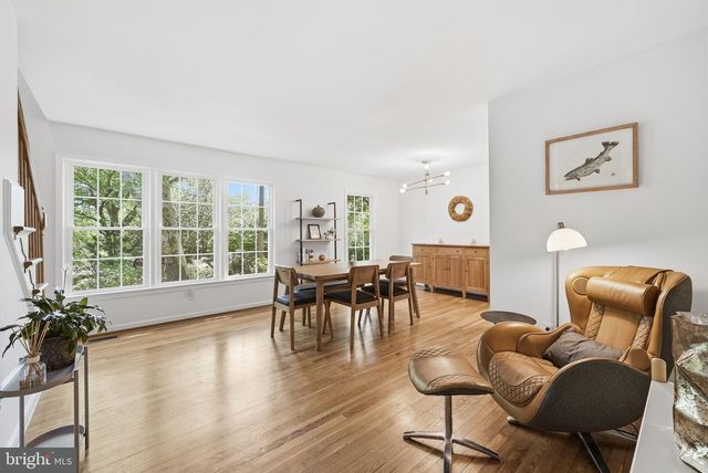 2111 STATUTE LN, Vienna, VA 22181