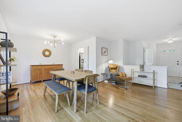 2111 STATUTE LN, Vienna, VA 22181