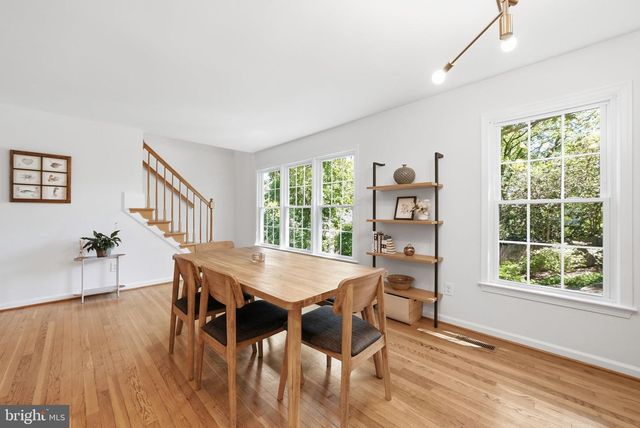 2111 STATUTE LN, Vienna, VA 22181