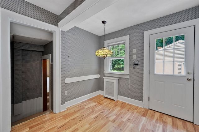 124 Westmoreland Ave, Longmeadow, MA 01106