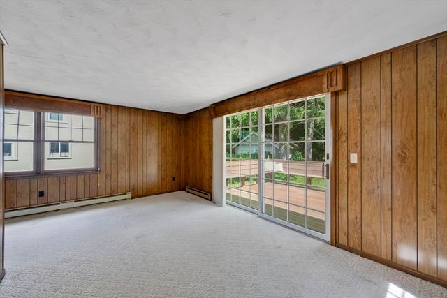124 Westmoreland Ave, Longmeadow, MA 01106