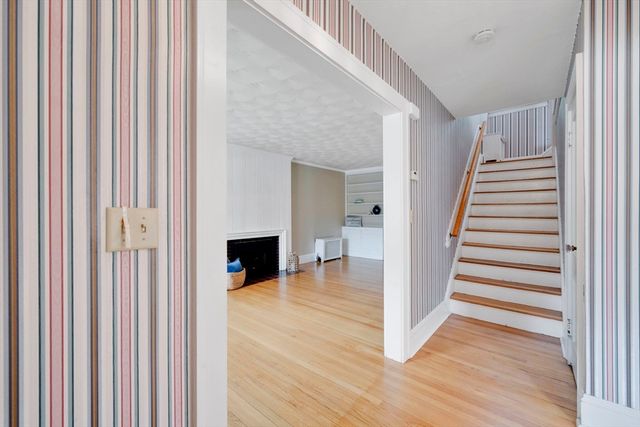 124 Westmoreland Ave, Longmeadow, MA 01106