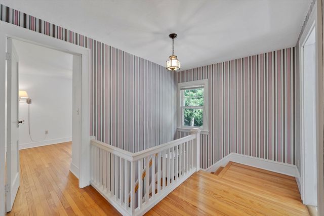 124 Westmoreland Ave, Longmeadow, MA 01106